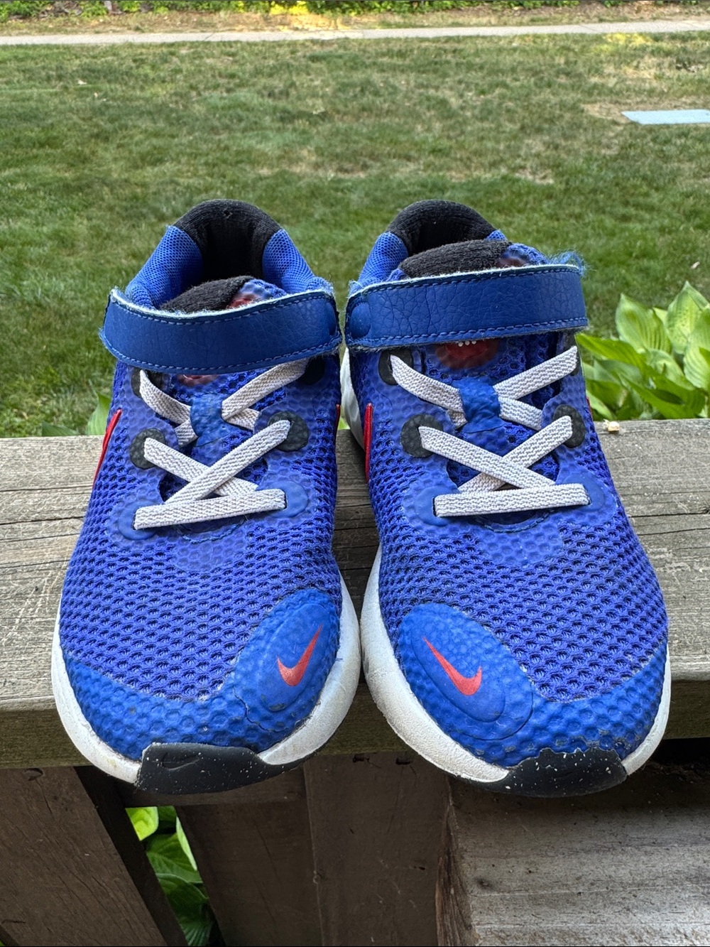 Nike ReNew Kids Blue Mesh Sneakers